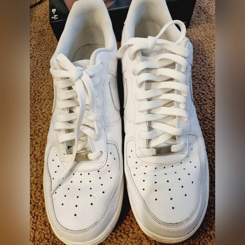Nike Air Force 1